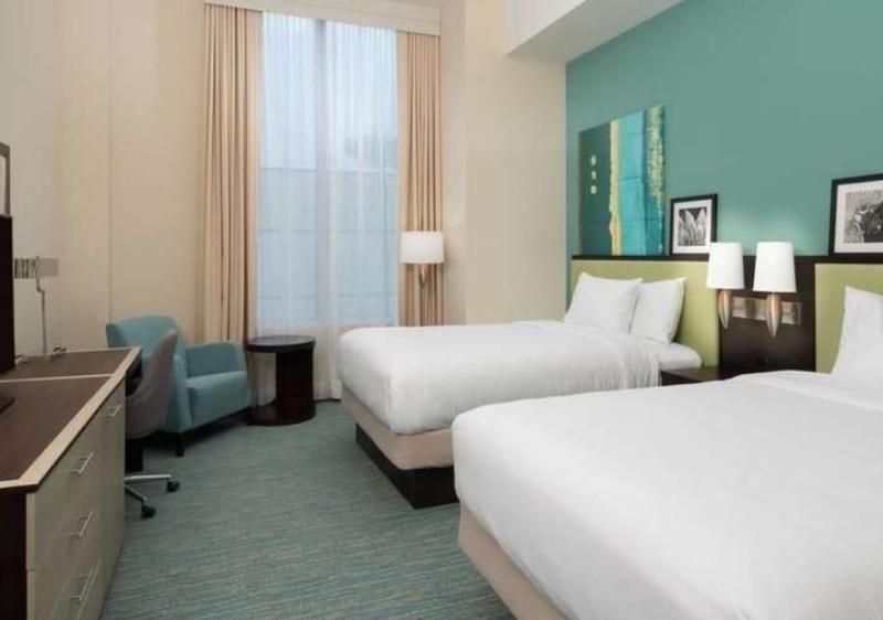 Hotel Doubletree By Hilton Miami Doral à Sweetwater Extérieur photo