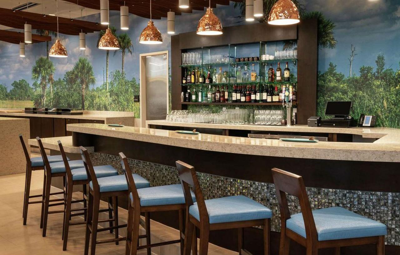 Hotel Doubletree By Hilton Miami Doral à Sweetwater Extérieur photo